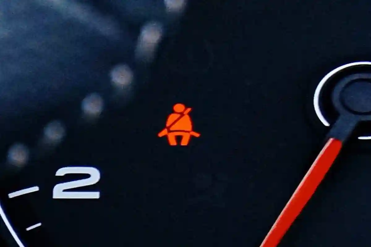 Seat-Belt-Indicator