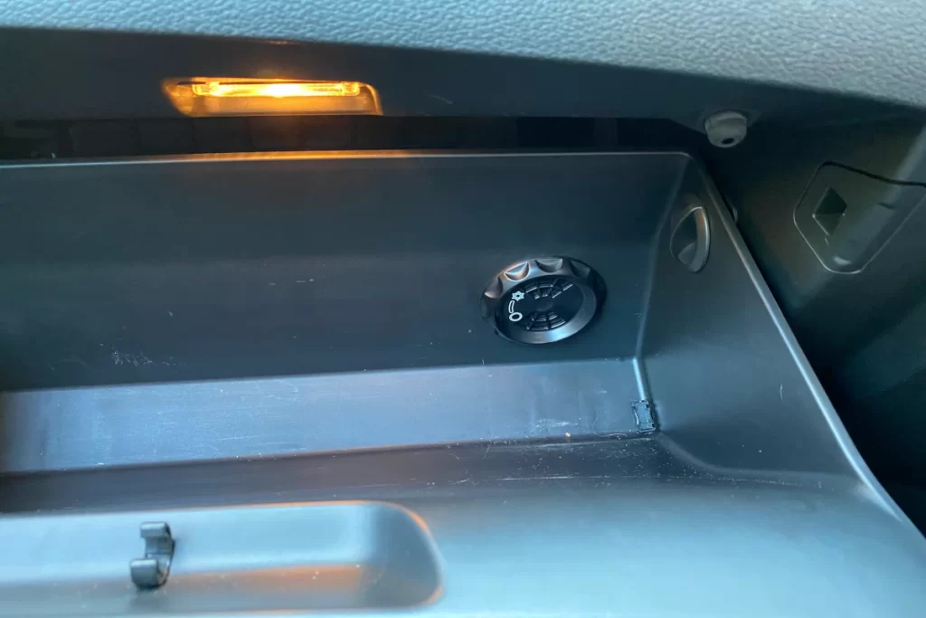 car glove box cooler