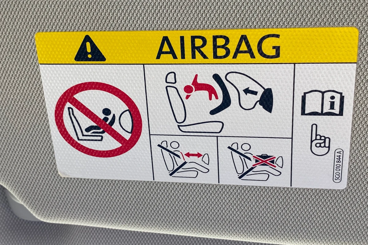 Can Airbags Be Installed In Older Cars? (Explained) 2024