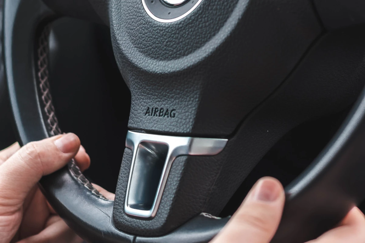 airbag-steering-wheel