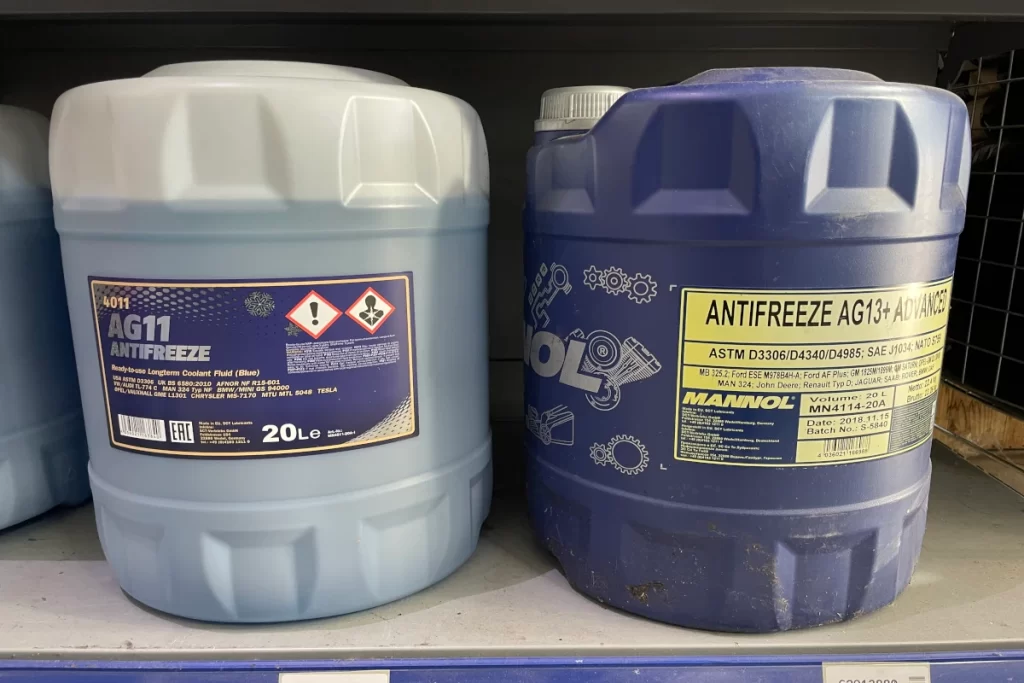 Car antifreeze coolant two cans