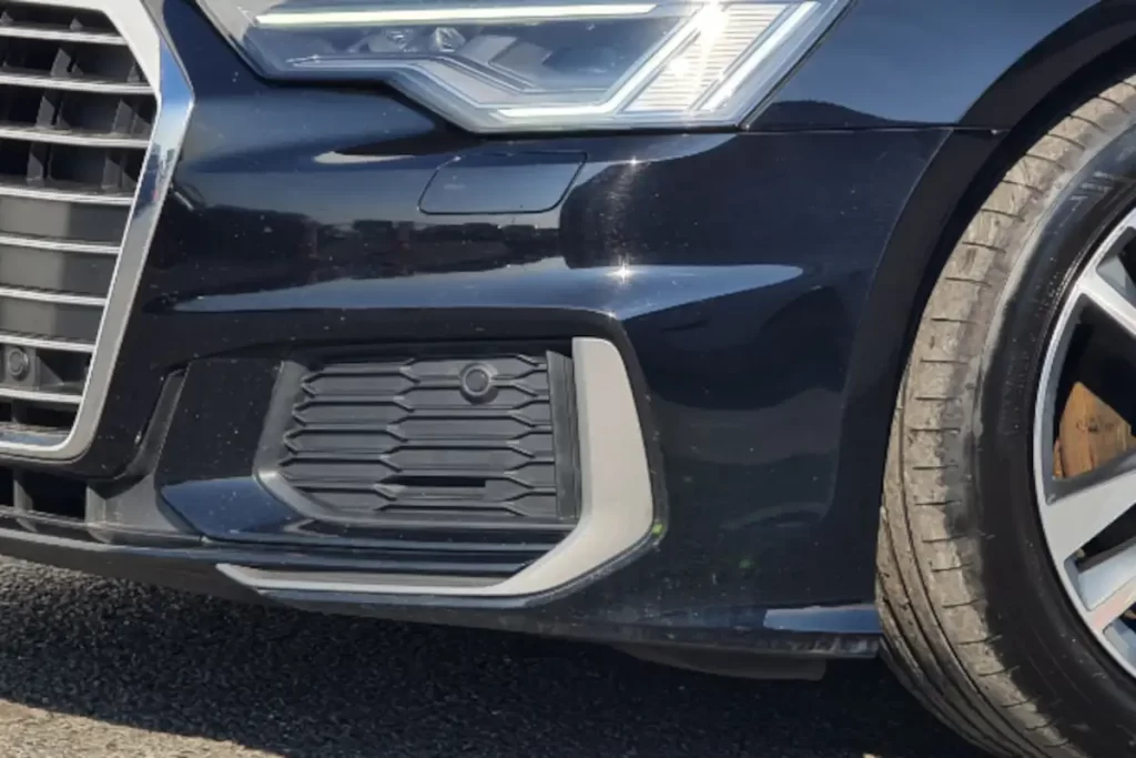 2019 Audi A6 fake front left grill